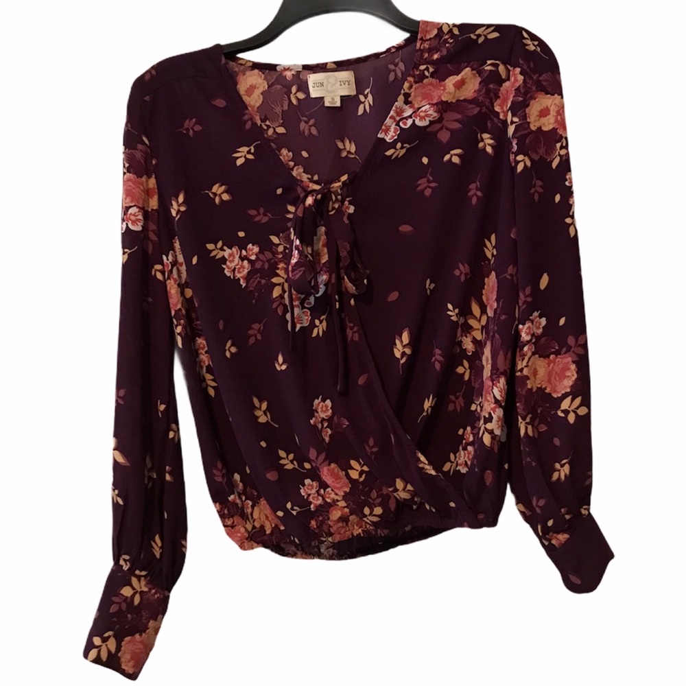 NWOT Jun & Ivy Floral Small Long Sleeve Blouse